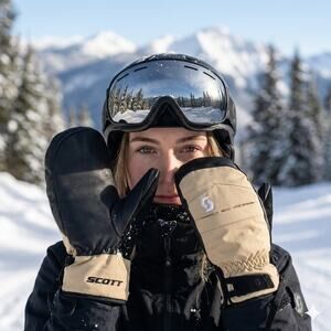 🏔️ Brand New Women's Ski Bundle (SCOTT Mittens + Silver Goggles)